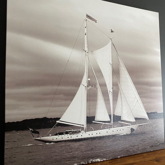 Meet your Posher, Kristen - Picture 1 of 1